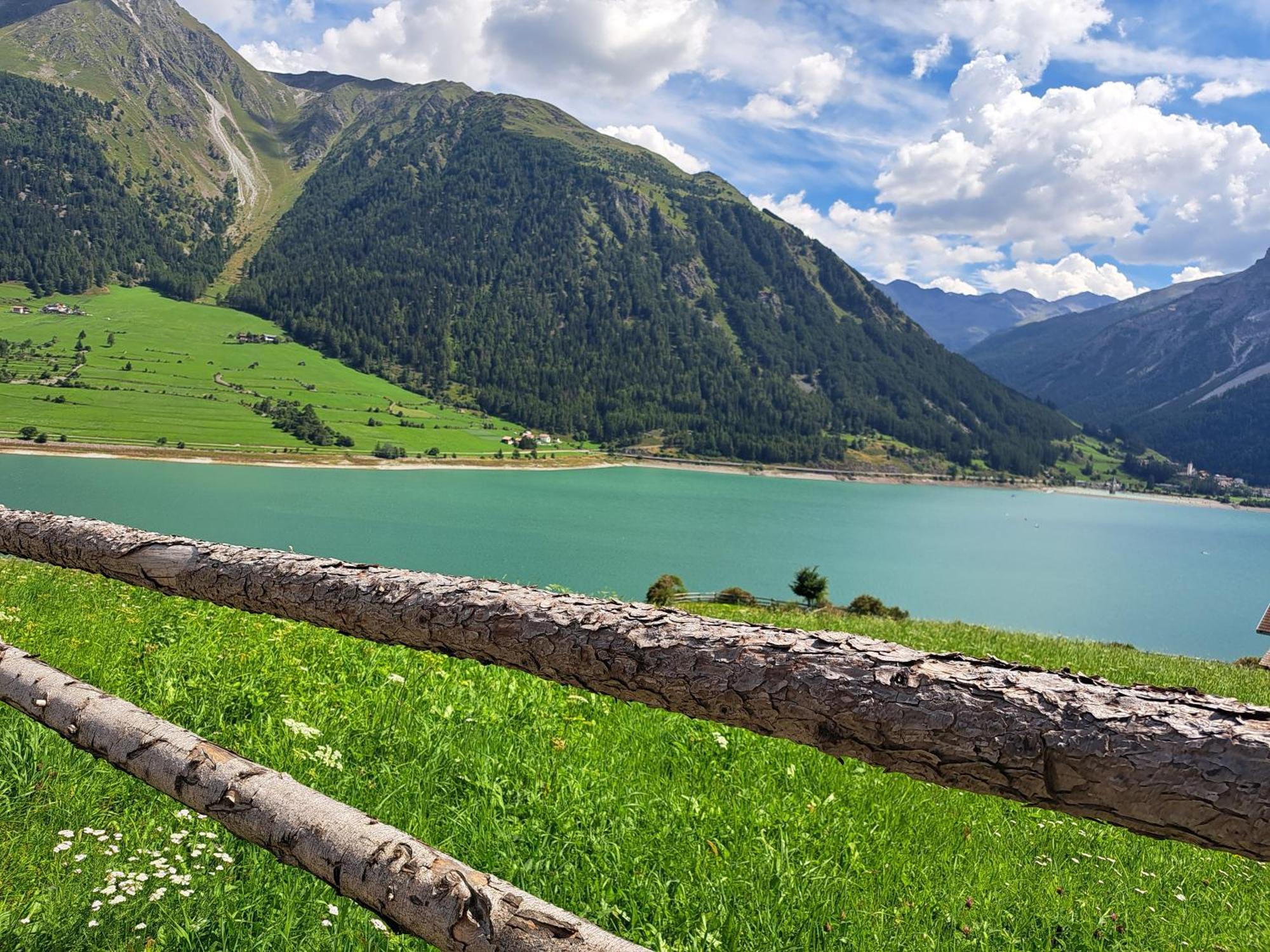 Apart Am Brunnen Ried im Oberinntal Exterior foto