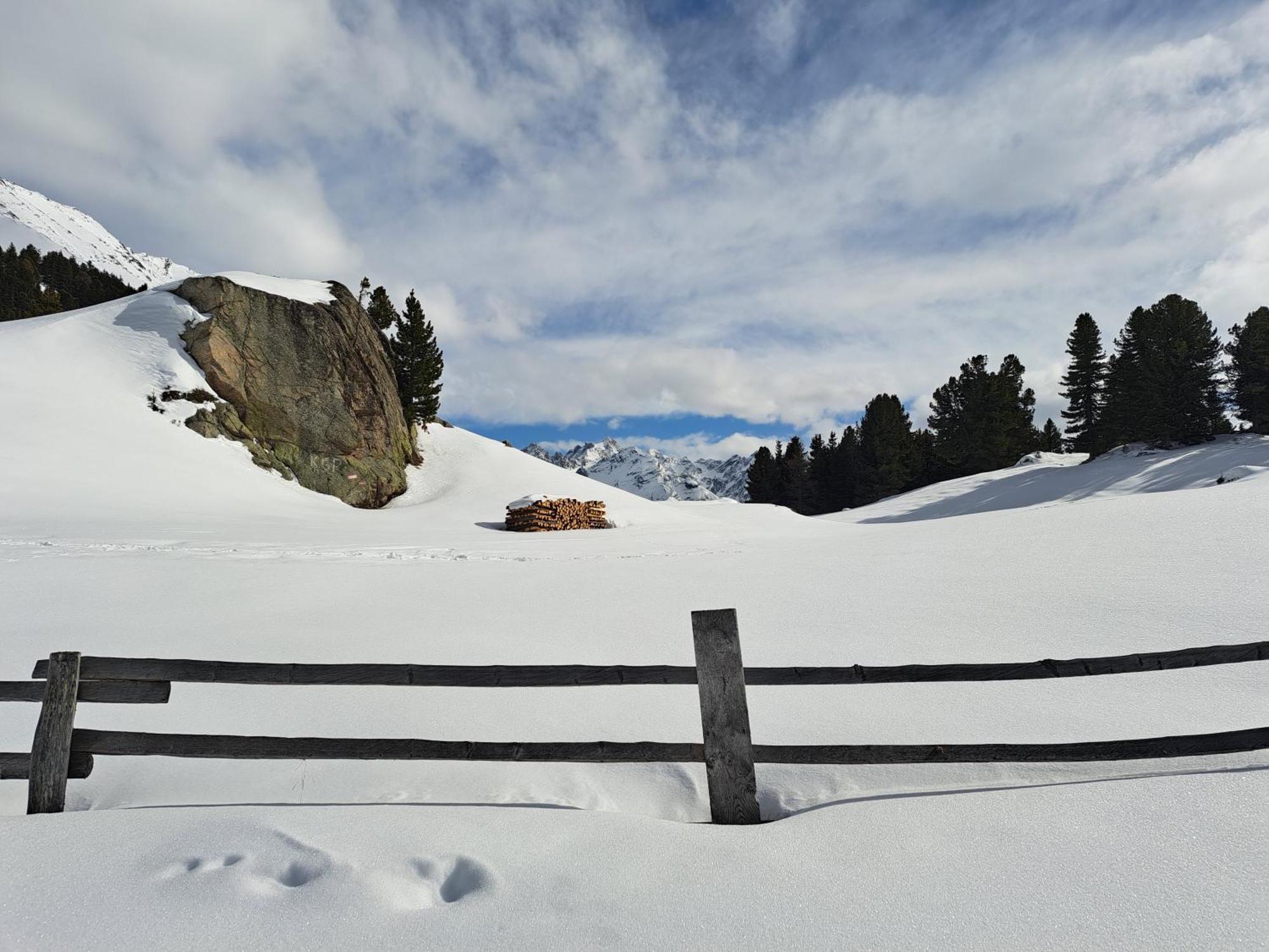 Apart Am Brunnen Ried im Oberinntal Exterior foto