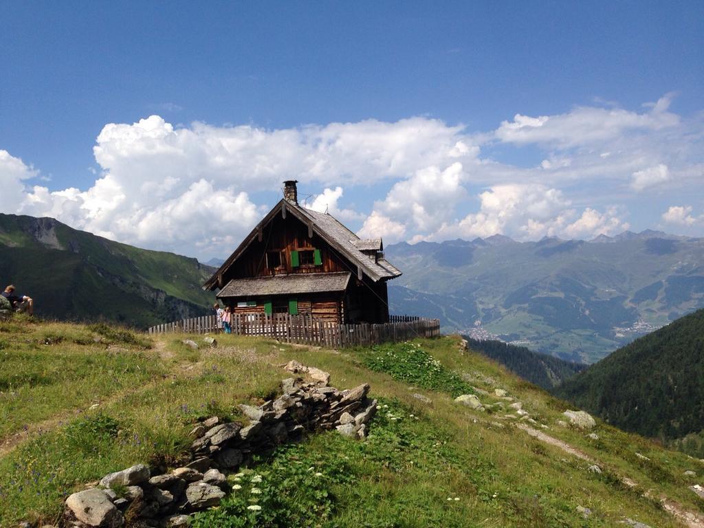 Apart Am Brunnen Ried im Oberinntal Exterior foto
